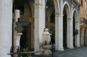 https://www.lavocedelpopolo.it/